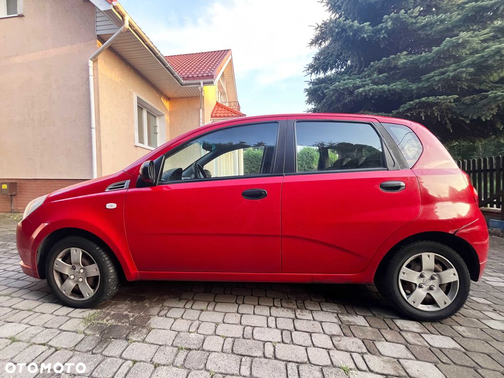 Chevrolet Aveo - 2