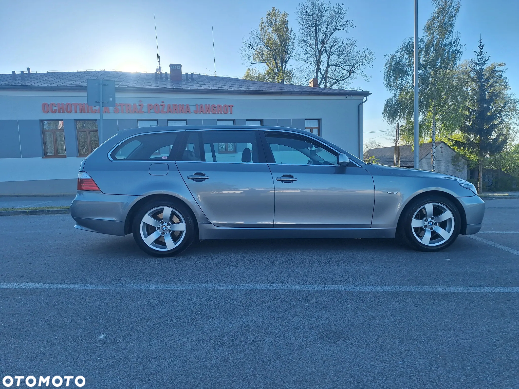 BMW Seria 5 530d Touring - 4