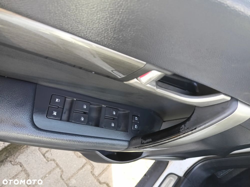 Chevrolet Captiva 3.2 LT high - 13