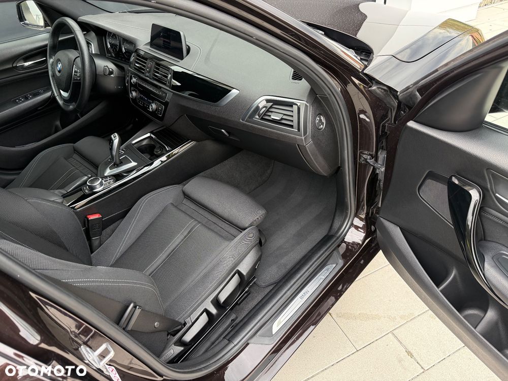 BMW Seria 1 120i Sport Line Shadow sport - 37