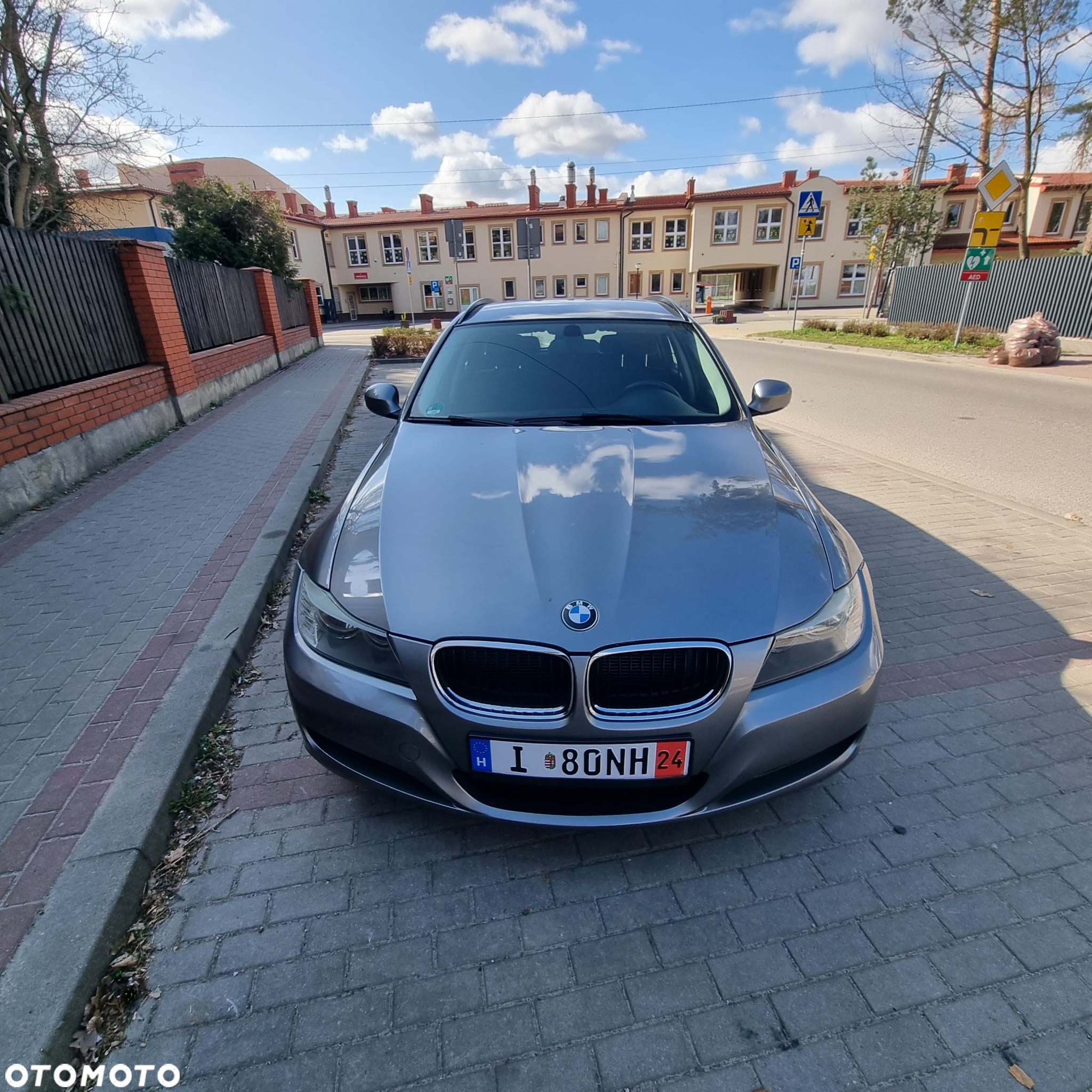 BMW Seria 3 316d Touring Advantage - 2