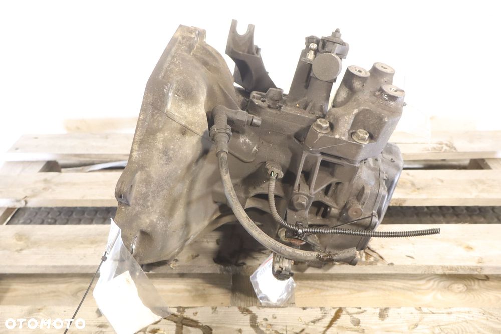 SKRZYNIA BIEGÓW 5 BIEGOWA OPEL ASTRA J 1.4 U6W413 - 3