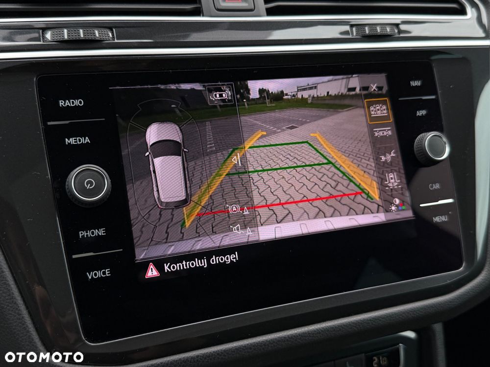 Volkswagen Tiguan 2.0 TDI SCR 4MOTION (BlueMotion Techn.) DSG Highline - 18