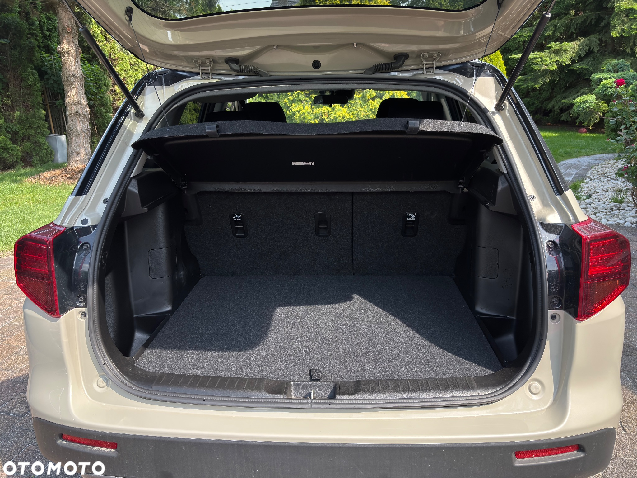 Suzuki Vitara 1.4 Boosterjet Premium 2WD - 23
