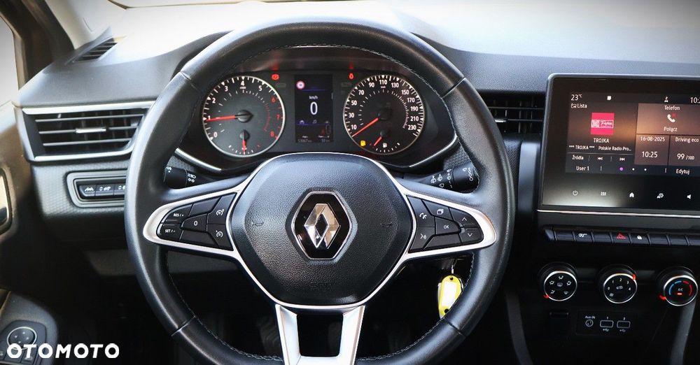 Renault Clio - 19