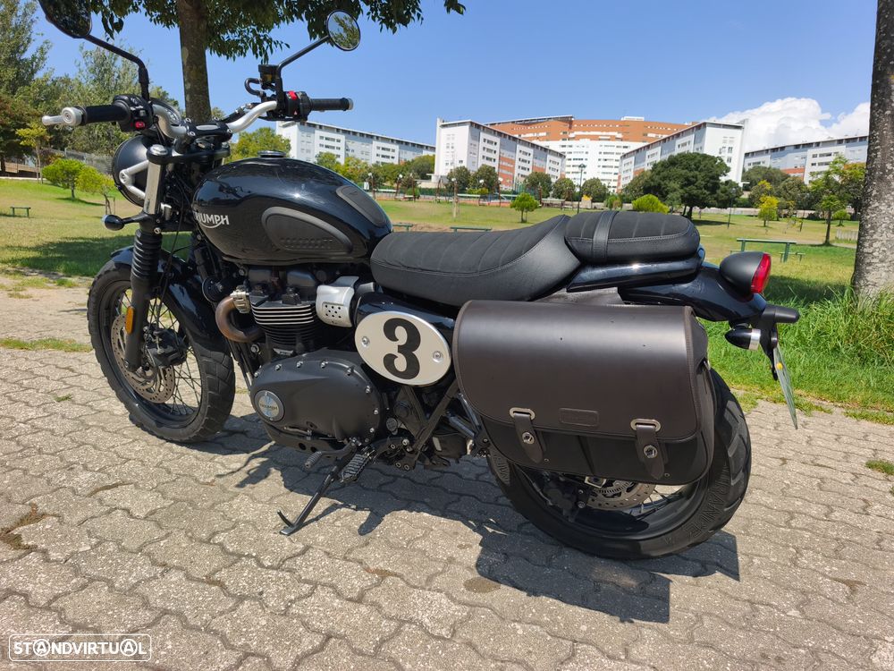Triumph Bonneville Street Scrambler 900 - 3