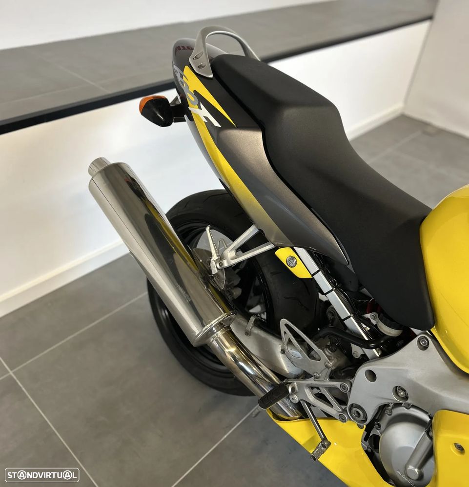 Honda CBR 600F - 4