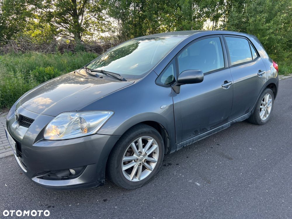 Toyota Auris 1.4 D-4D Luna - 1