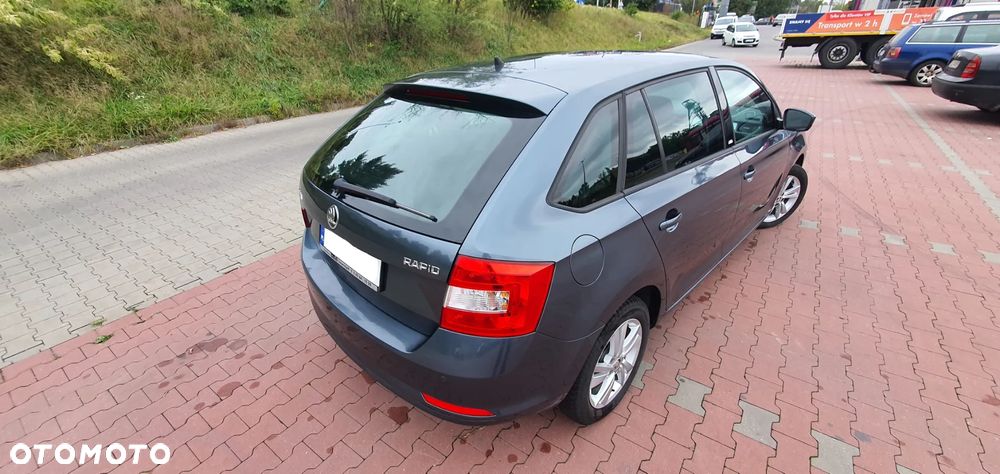 Skoda RAPID 1.2 TSI Style Plus - 12