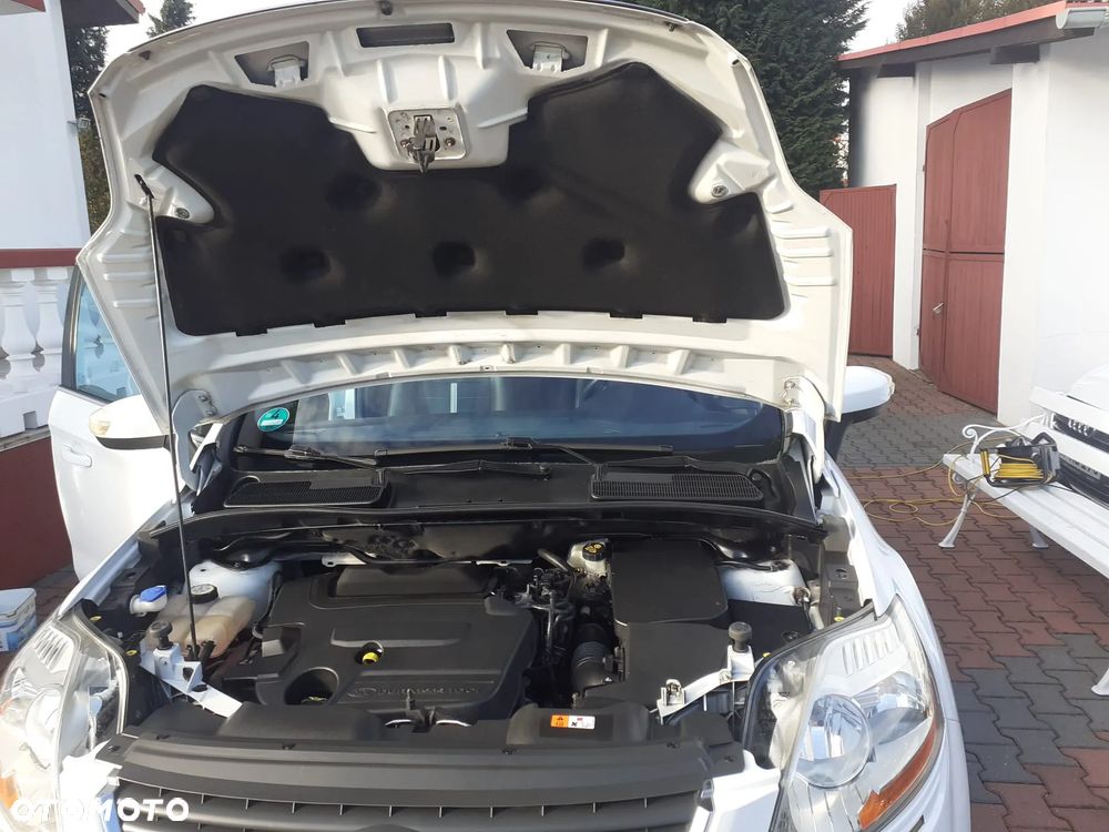 Ford Kuga 2.0 TDCi Titanium - 38