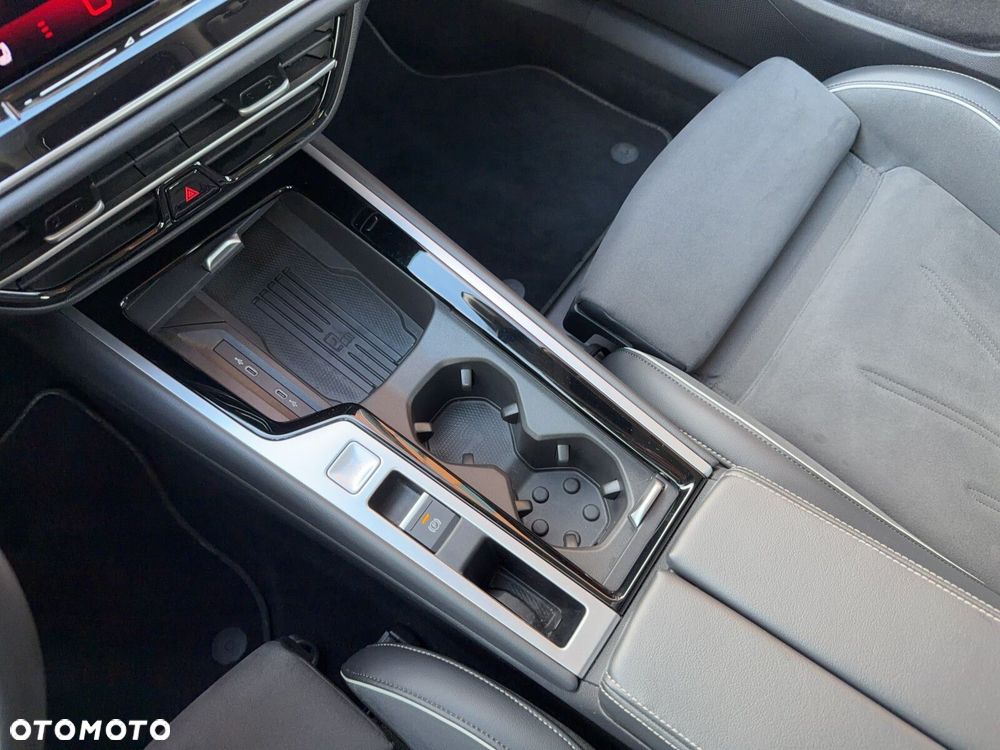 Volkswagen Passat Variant 1.5 TSI ACT mHEV Elegance DSG - 20