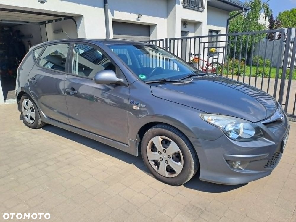 Hyundai i30 i30cw 1.4 UEFA EURO 2012 Edition - 1