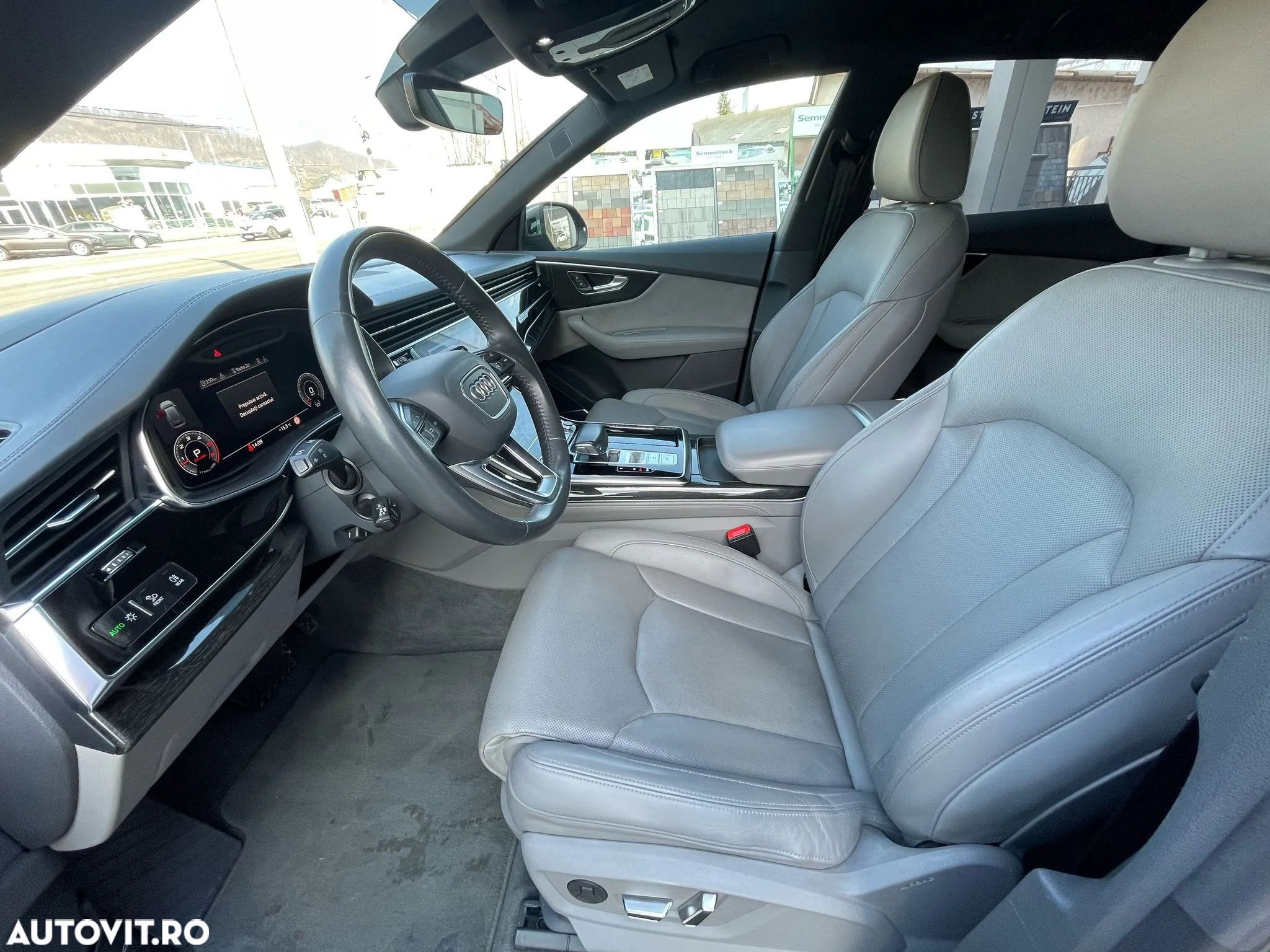 Audi Q8 50 TDI quattro Tiptronic - 12