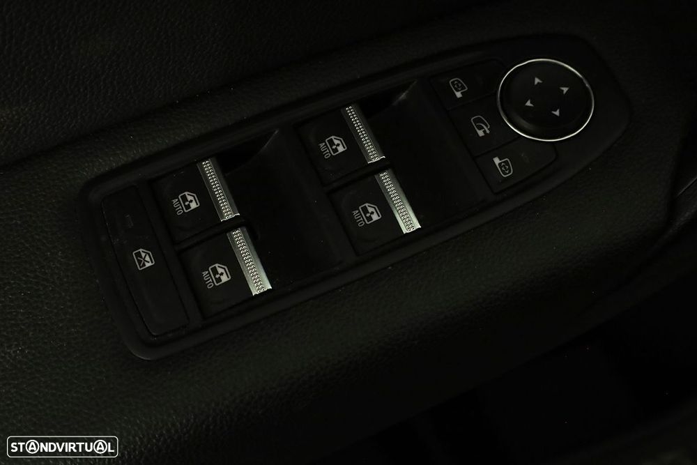 Renault Captur 1.0 TCe Techno Bi-Fuel - 22