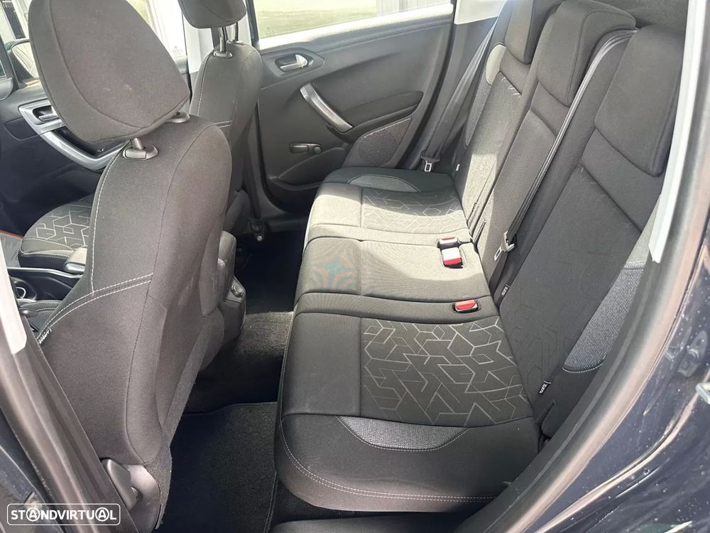 Peugeot 2008 BlueHDi 100 STOP & START Active - 9