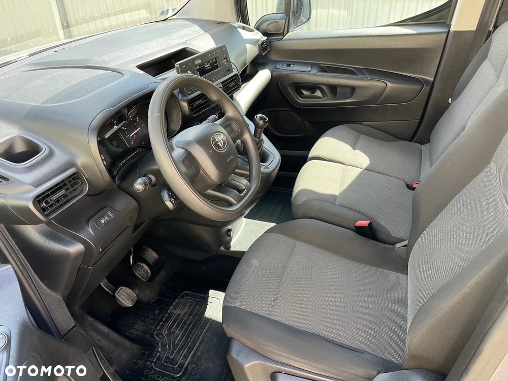 Toyota ProAce - 10