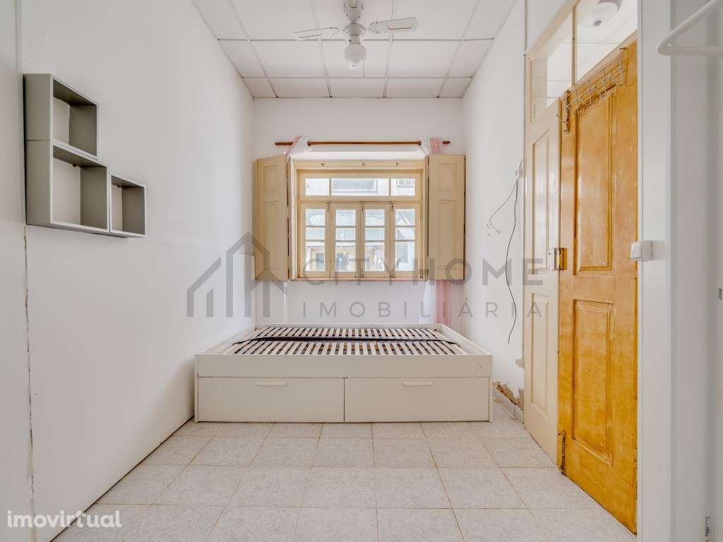 Moradia T2 para reabilitar no centro histórico de Portimão - Grande imagem: 4/35