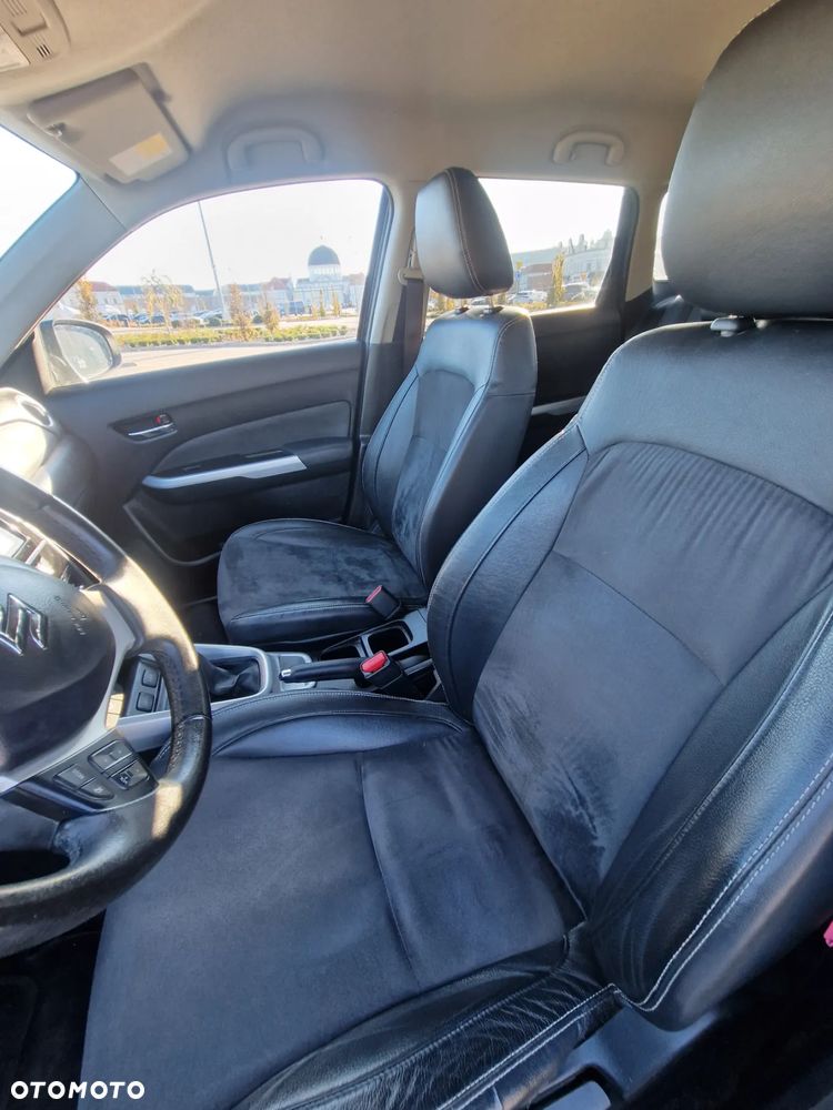 Suzuki Vitara 1.6 XLED 2WD - 12