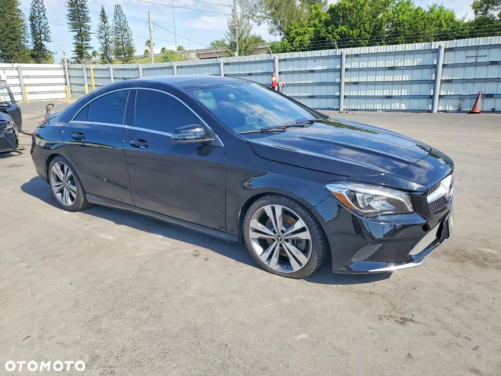 Mercedes-Benz CLA 250 4Matic 7G-DCT - 1