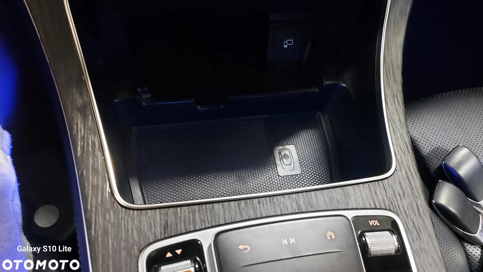 Mercedes-Benz GLC 220 d 4Matic 9G-TRONIC AMG Line Plus - 19