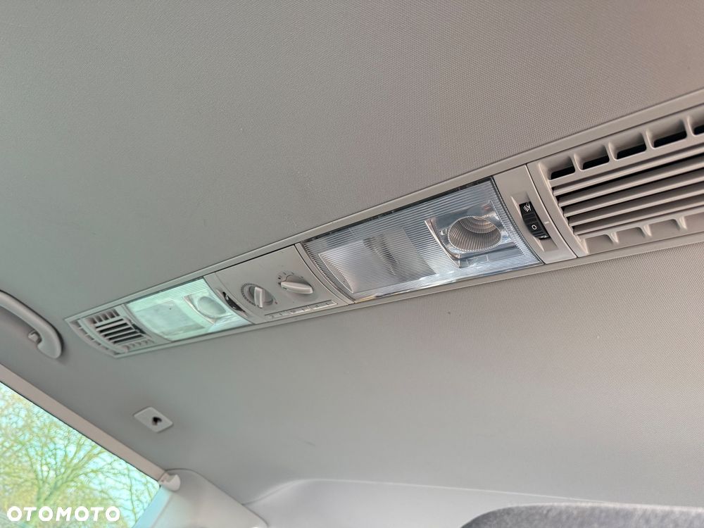 Volkswagen Multivan L1 LIFE - 20