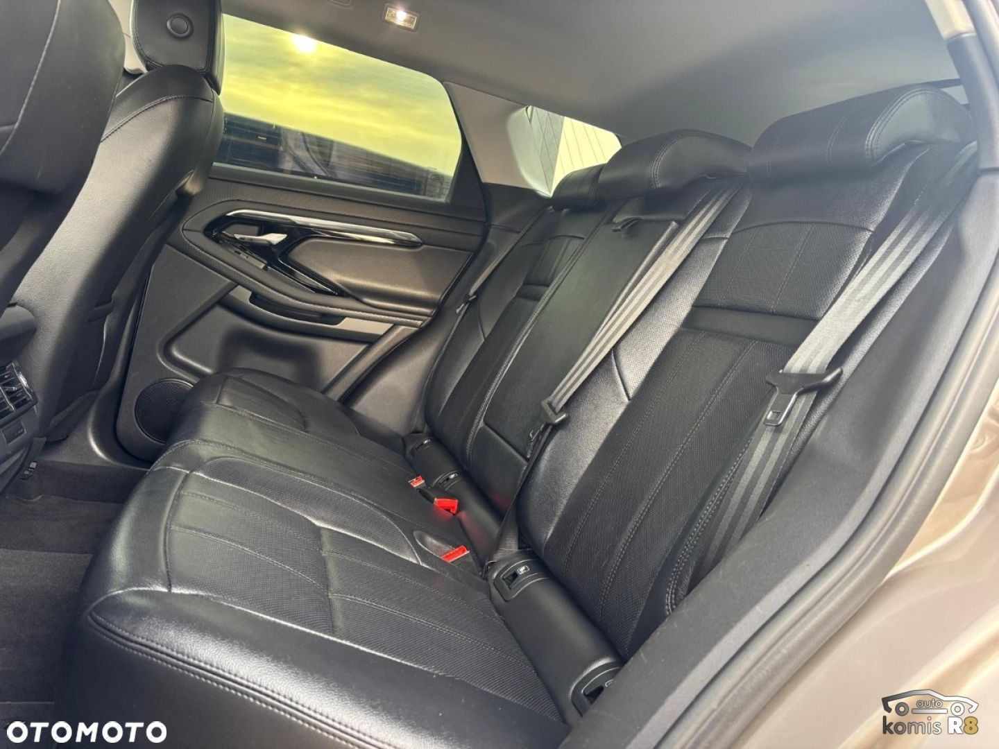 Land Rover Range Rover Evoque - 18