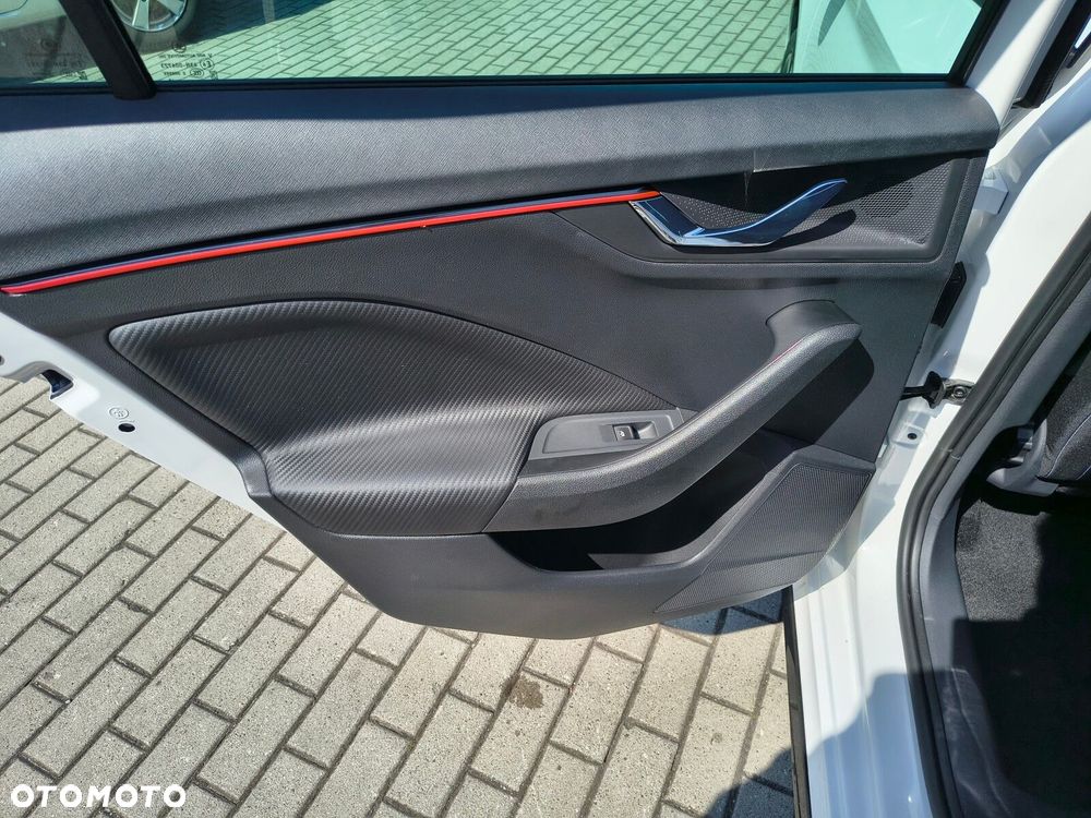Skoda Kamiq 1.0 TSI Monte Carlo DSG - 18