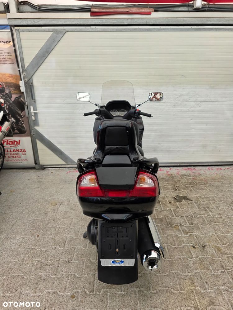 Suzuki Burgman - 25