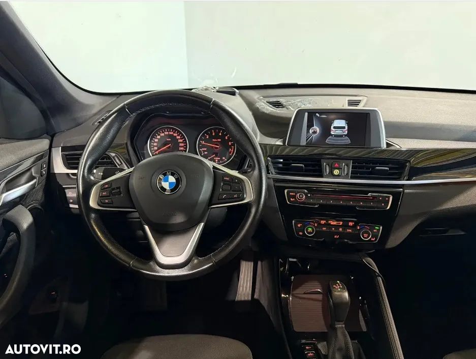 BMW X1 sDrive20i AT - 9