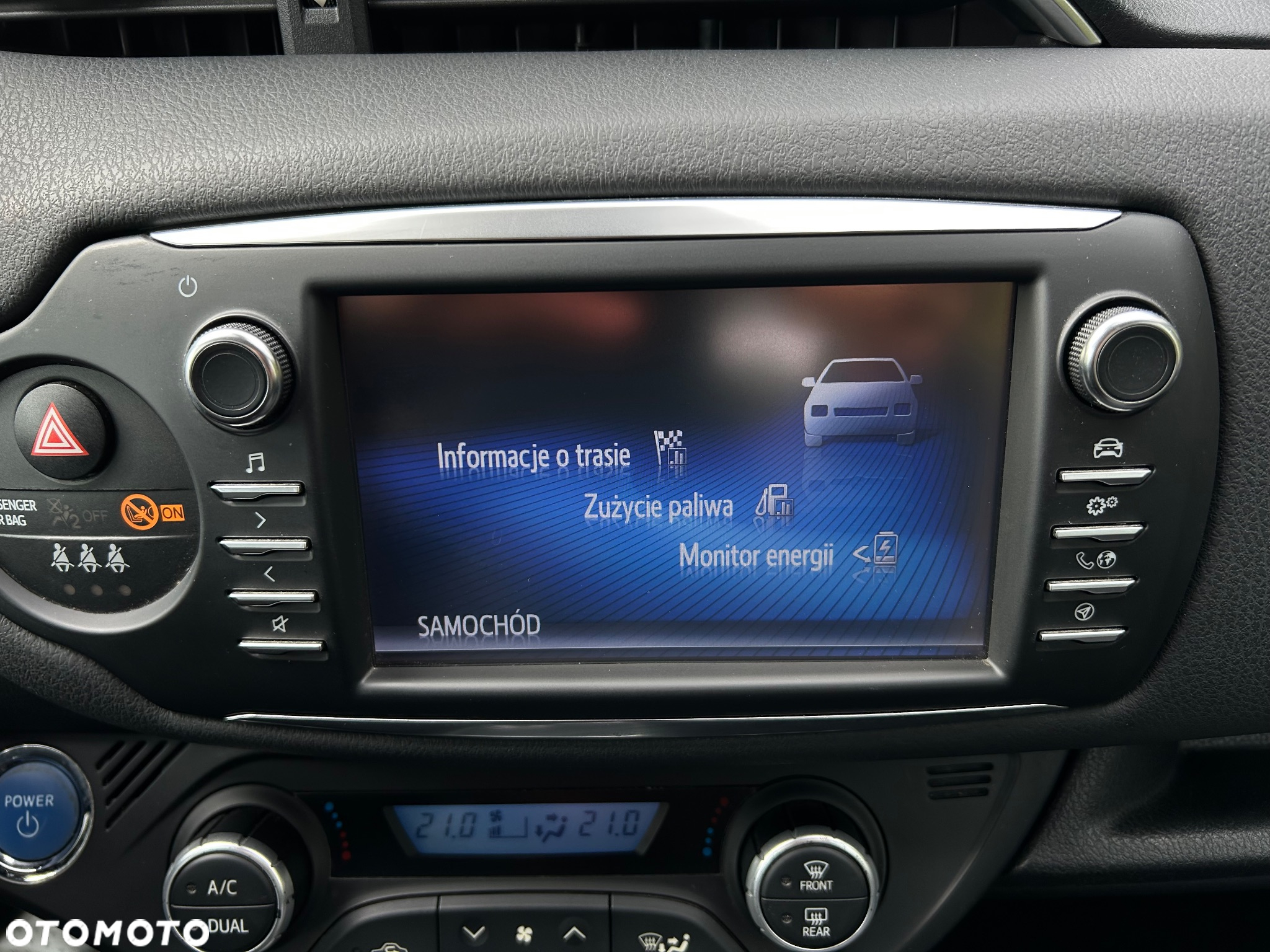 Toyota Yaris Hybrid 1.5 VVT-i Comfort - 21