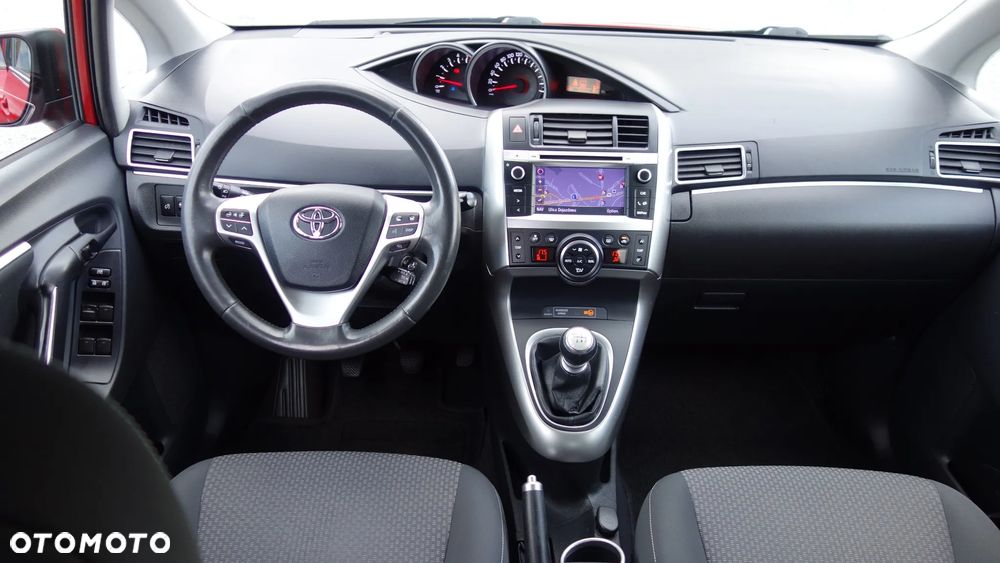 Toyota Verso 2.0 D-4D Premium 7os - 18