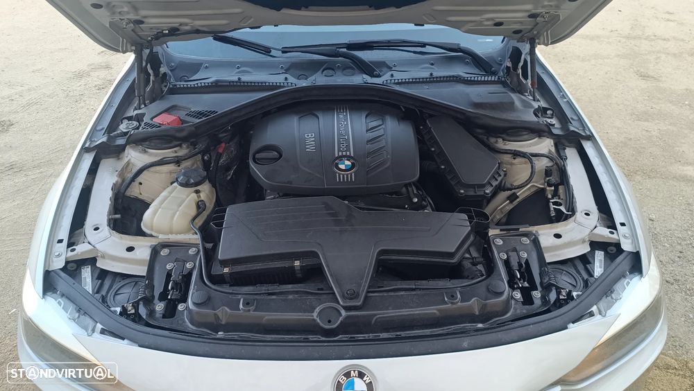 BMW 320 d Auto Pack M - 12