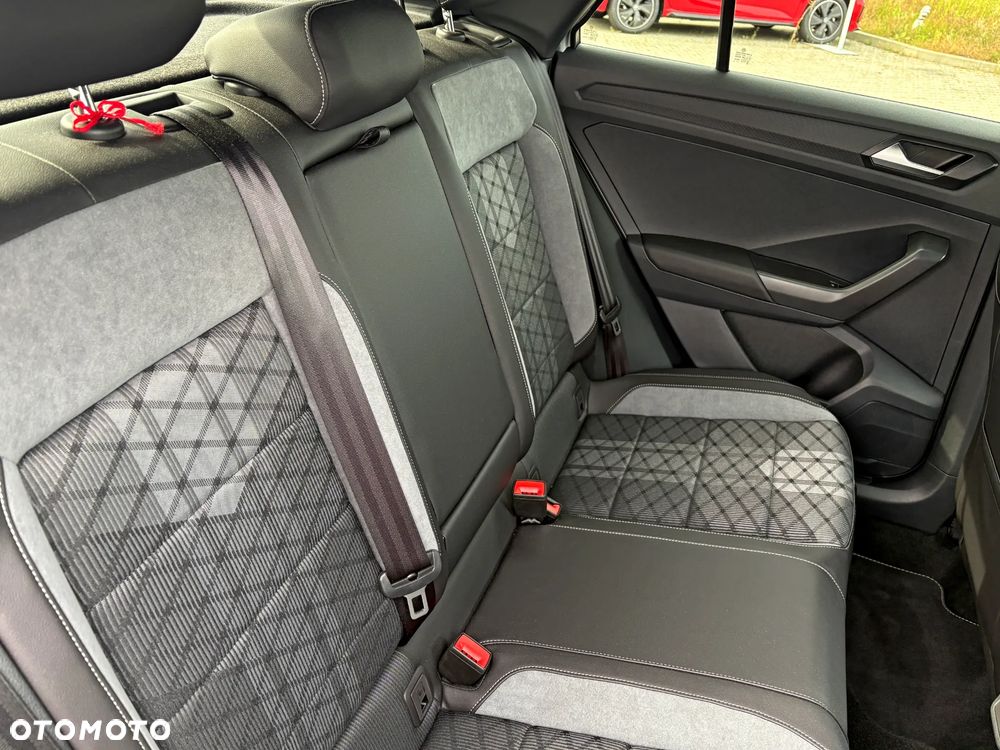 Volkswagen T-Roc 1.5 TSI R-Line Plus DSG - 17