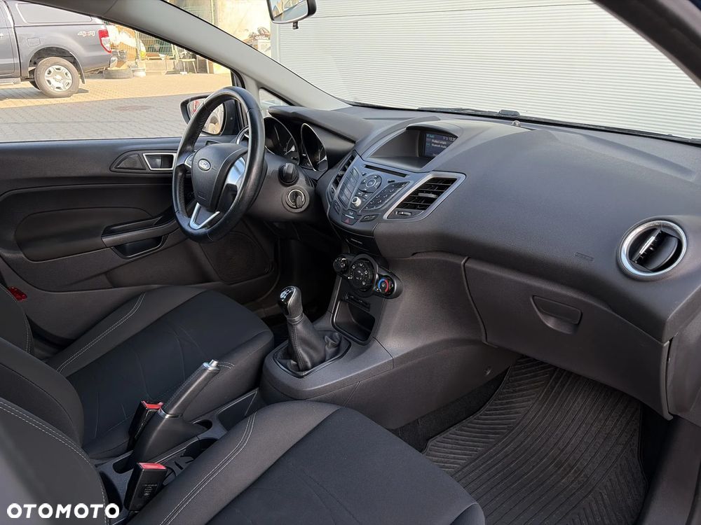 Ford Fiesta 1.5 TDCi Titanium EU6 - 36