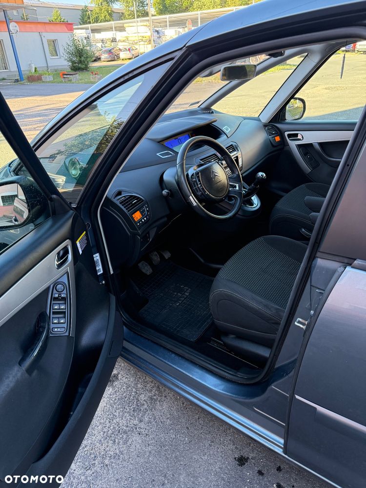 Citroën C4 Picasso - 12