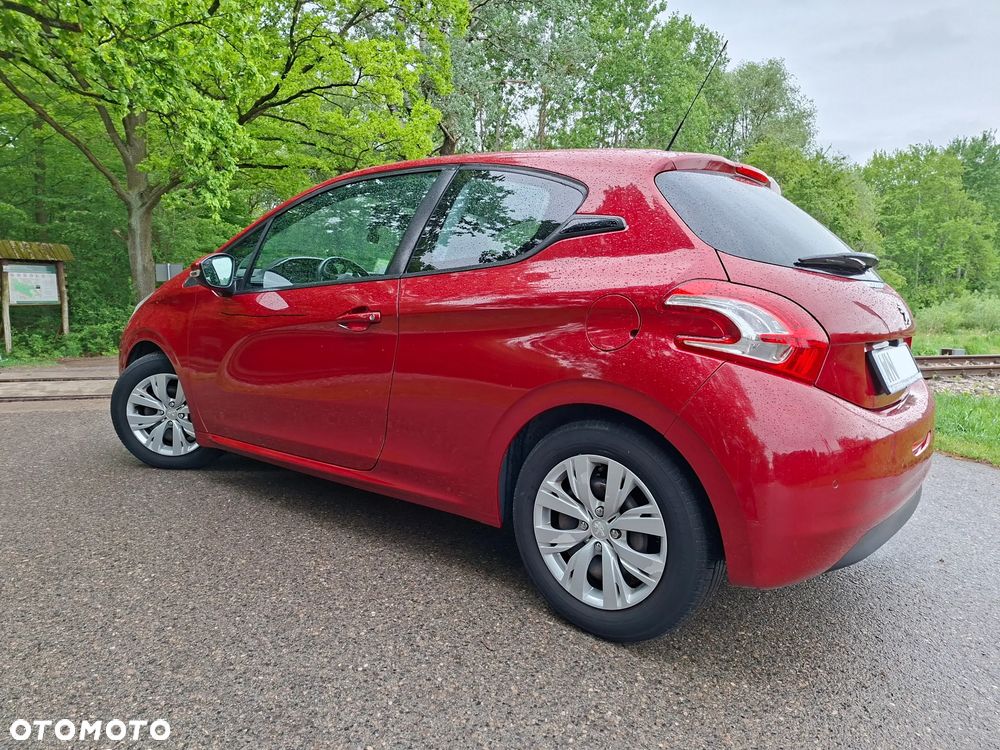 Peugeot 208 1.2 PureTech Active - 16