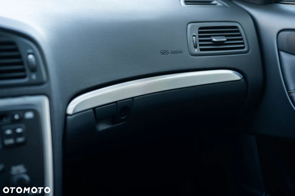 Volvo S60 2.0T Edition - 20
