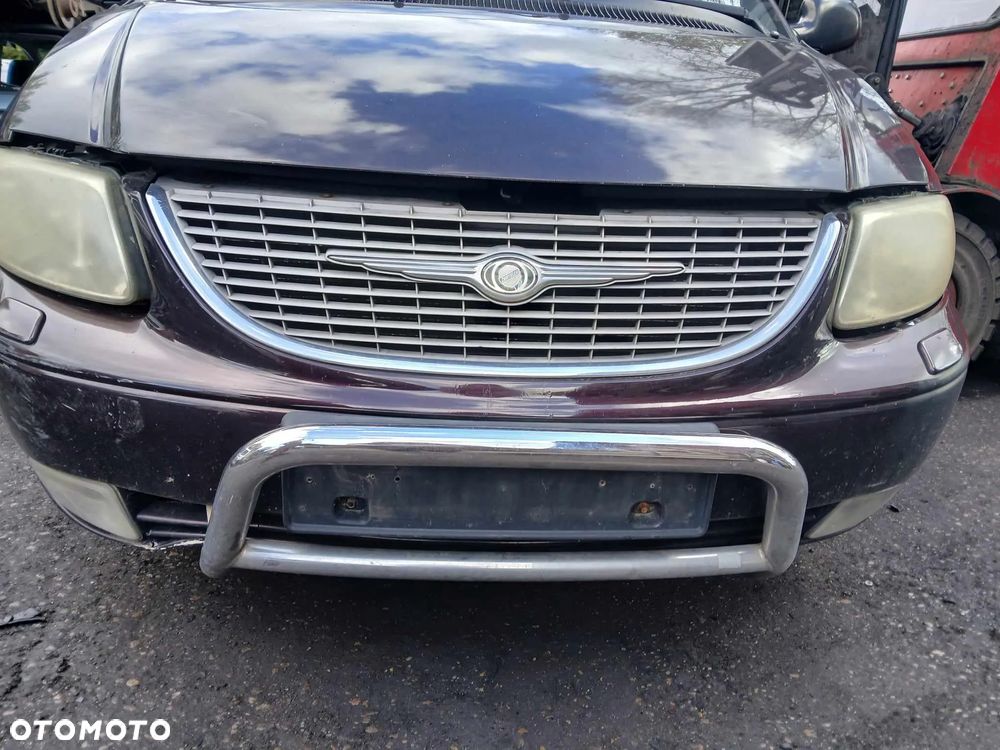 Chrysler Voyager 2004 rok Grill - 2