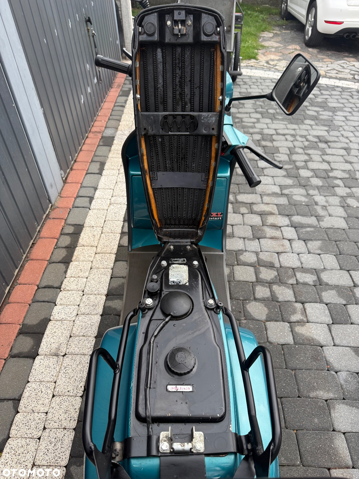 Piaggio Vespa - 17