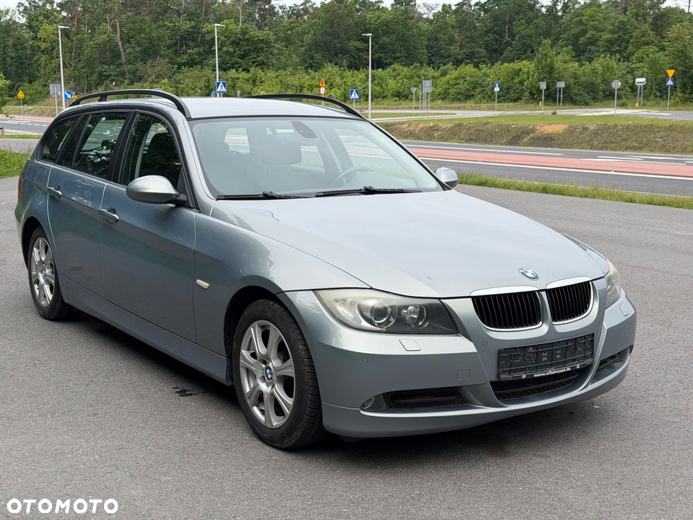 BMW Seria 3 318i Edition Exclusive - 2