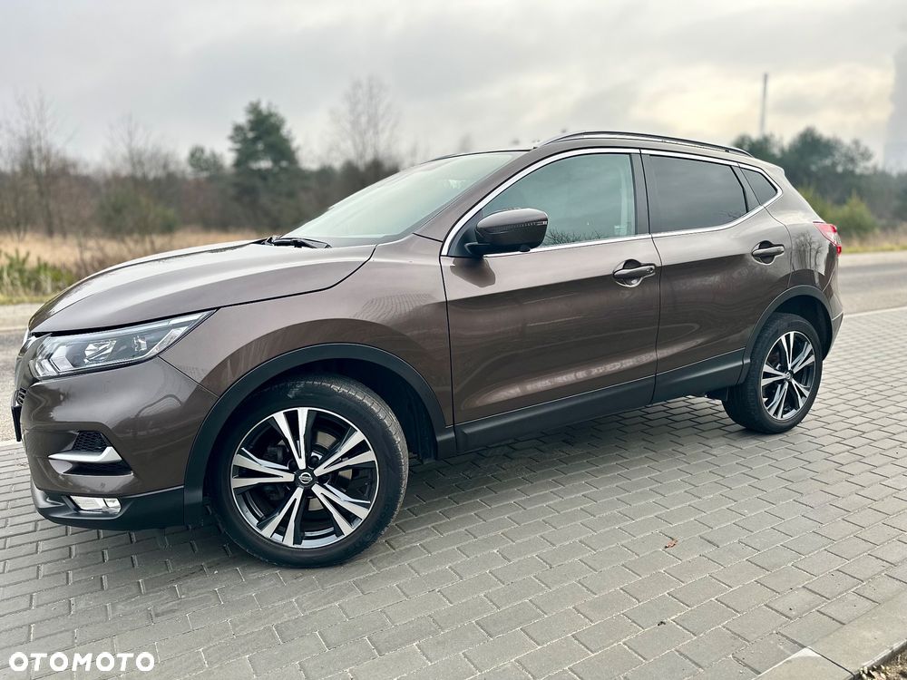 Nissan Qashqai 1.3 DIG-T N-Connecta DCT - 2