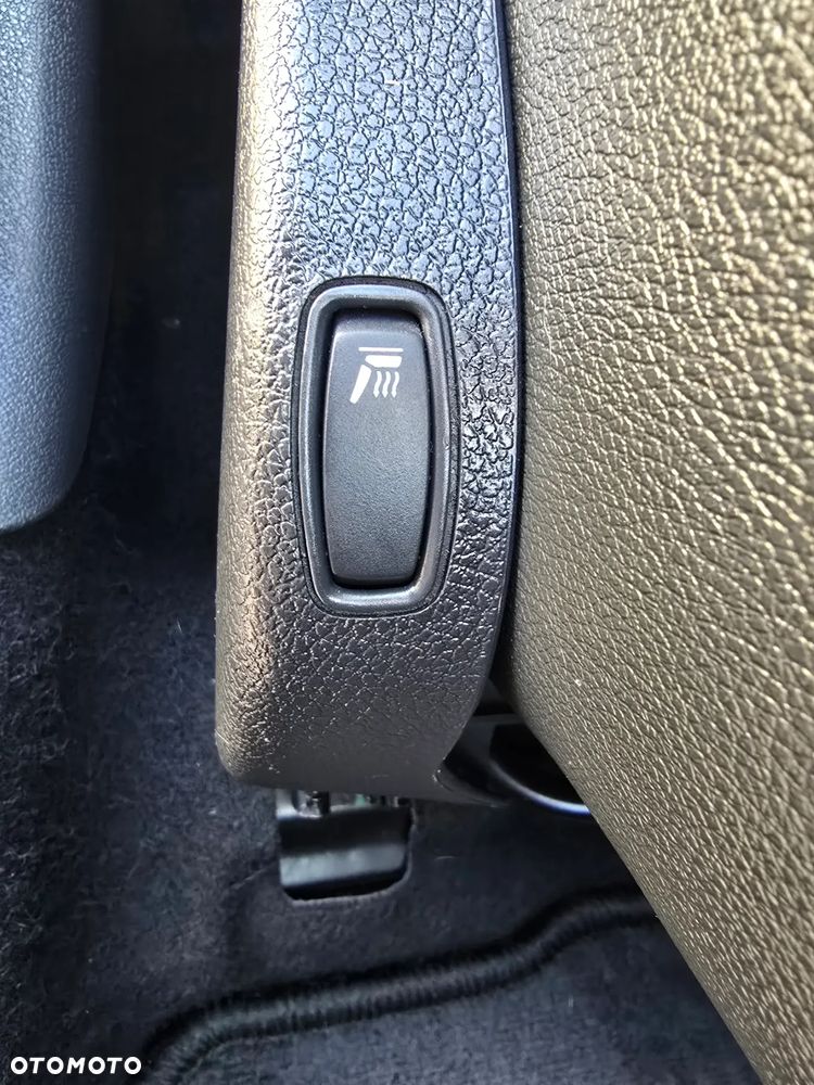 Dacia Duster TCe 125 4x2 Blackshadow - 33