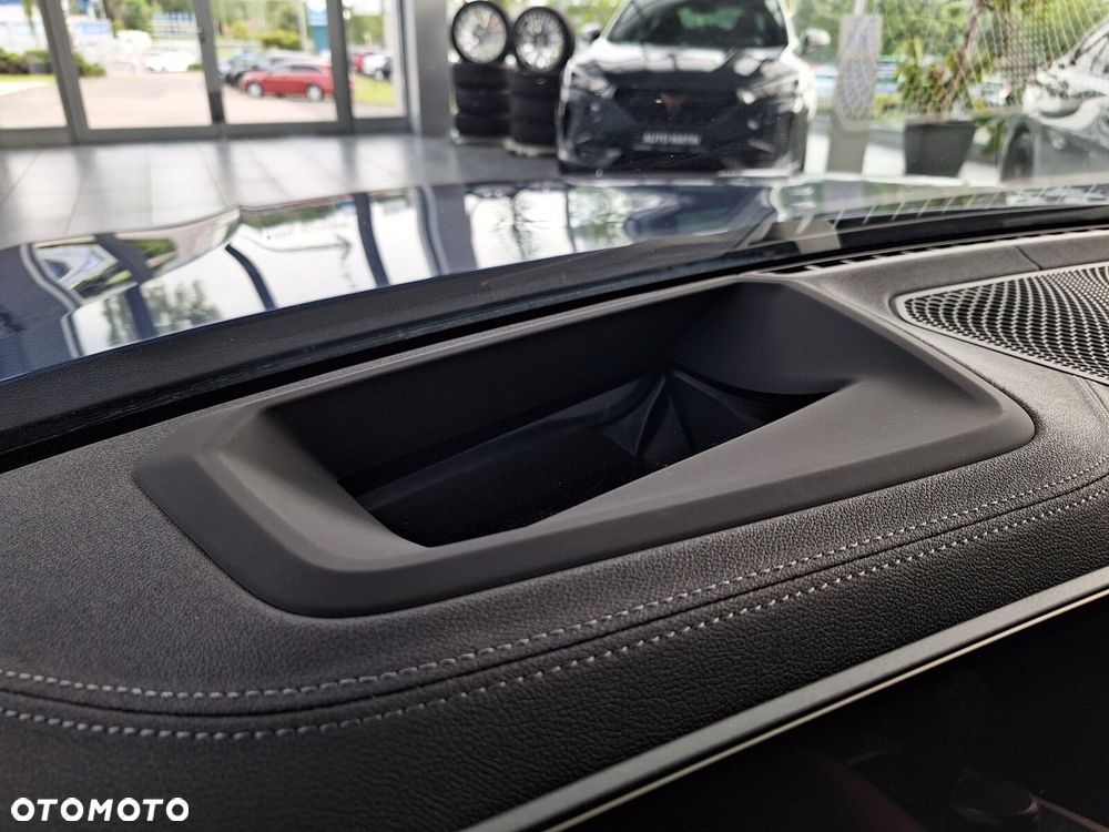 BMW Seria 3 320d xDrive mHEV M Sport sport - 25