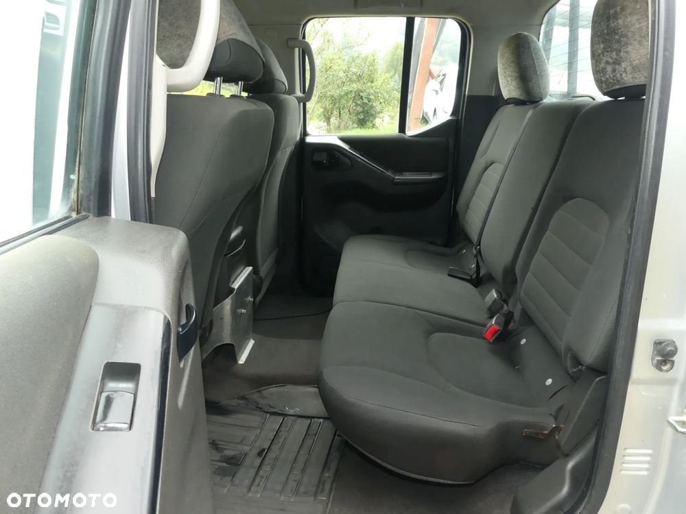 Nissan Navara 2.5 D XE 140 - 21