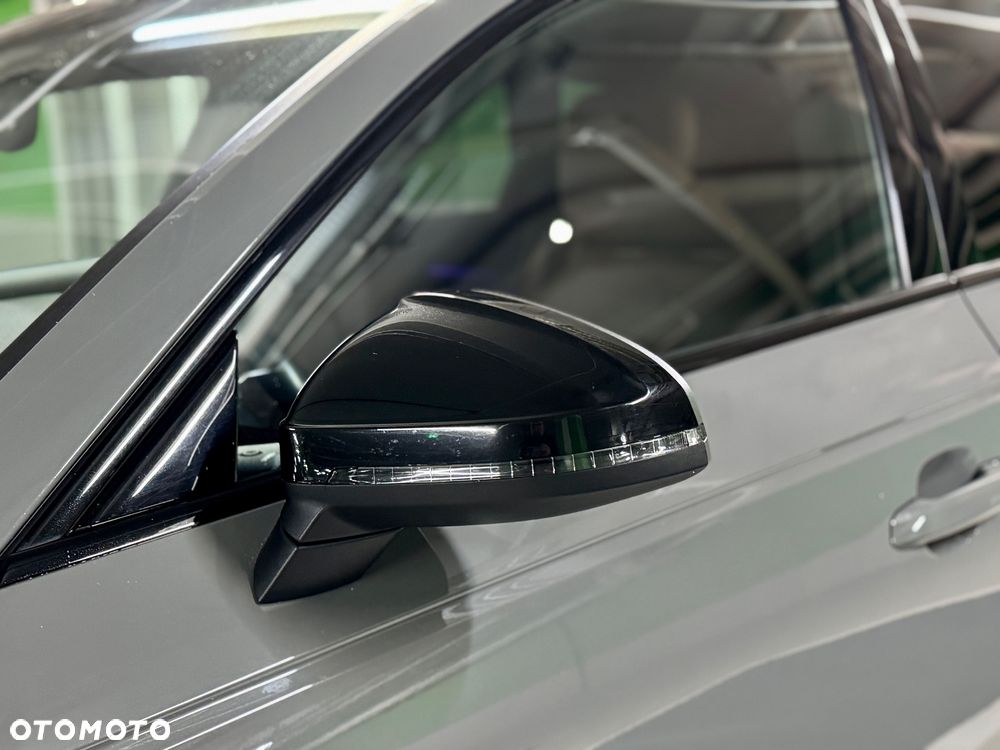 Audi A4 Avant 2.0 TDI S tronic - 12