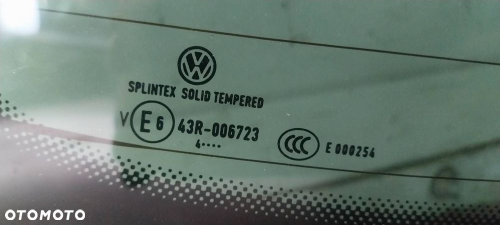 SZYBA TYŁ KLAPY BAGAŻNIKA VOLKSWAGEN TOURAN I - 2
