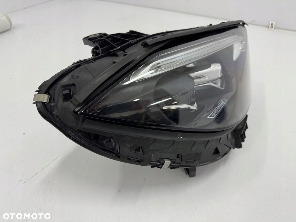 LAMPA PRAWA PRZÓD PRZEDNIA MERCEDES C KLASA W206 A206 LED PERFORMANCE - 7