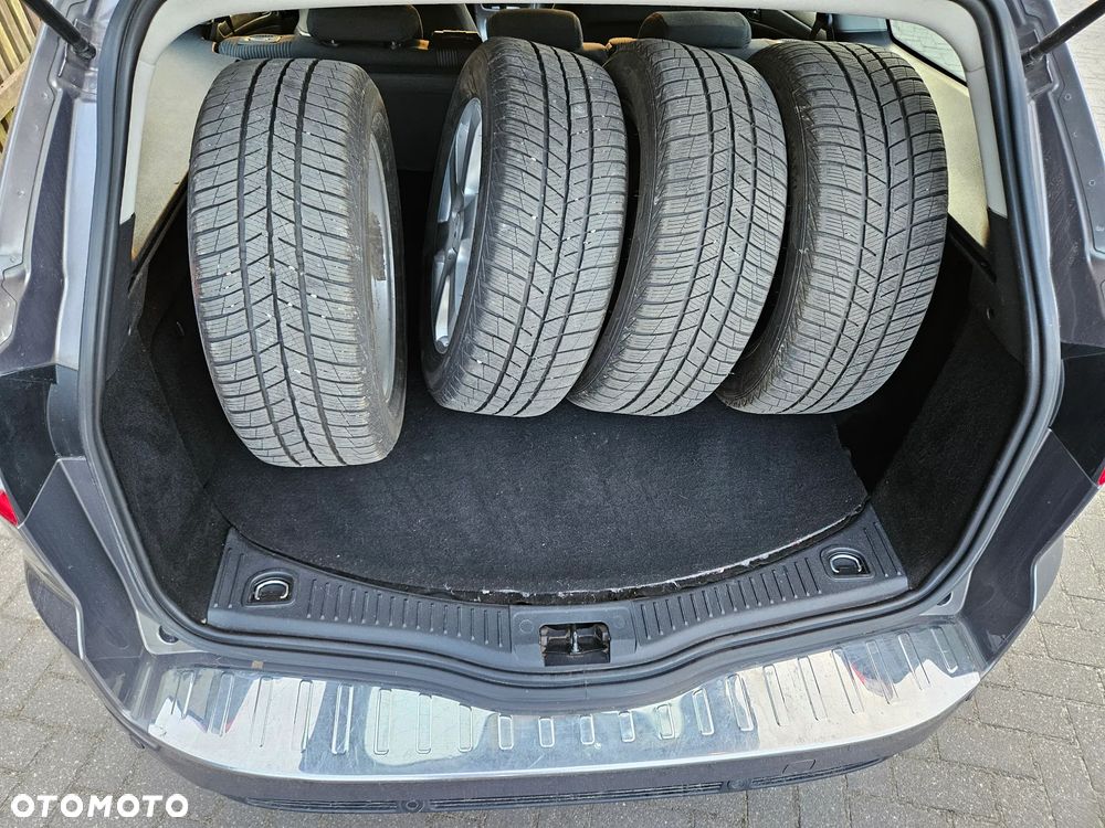 Ford Mondeo 2.0 TDCi Ambiente - 8