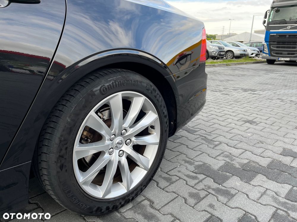 Volvo S90 D4 AWD Geartronic Momentum - 28
