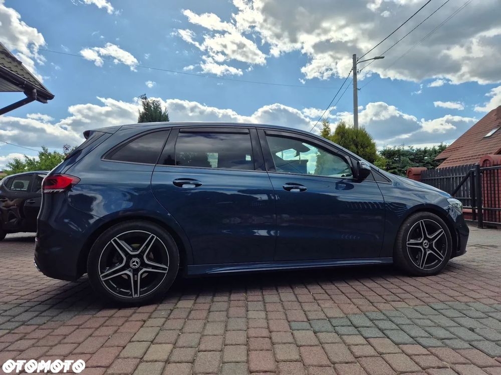 Mercedes-Benz B-Class 2019 photo 5